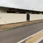 Les Du Manoir